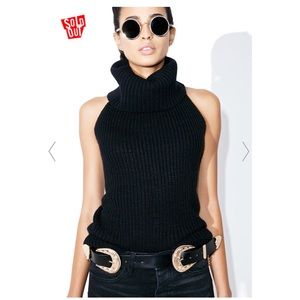 DOLLS KILL SLEEVELESS/BACKLESS TURTLENECK SWEATER